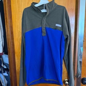 Columbia Two-Tone Blue and grey Pullover
